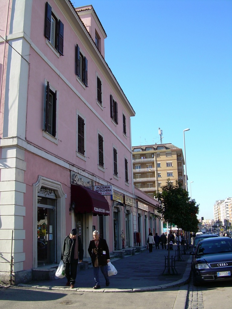 Plans d&rsquo;urbanisme et stratégies commerciales: l&rsquo;exemple du quartier de Pietralata à&nbsp;Rome