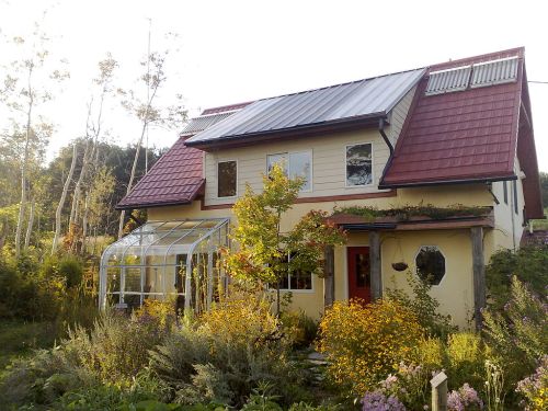 1024px-The_(former)_house_of_Jen_&_Ben