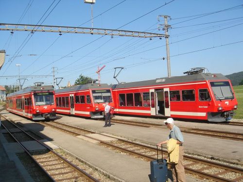 1024px-20060716S537_631_633_632