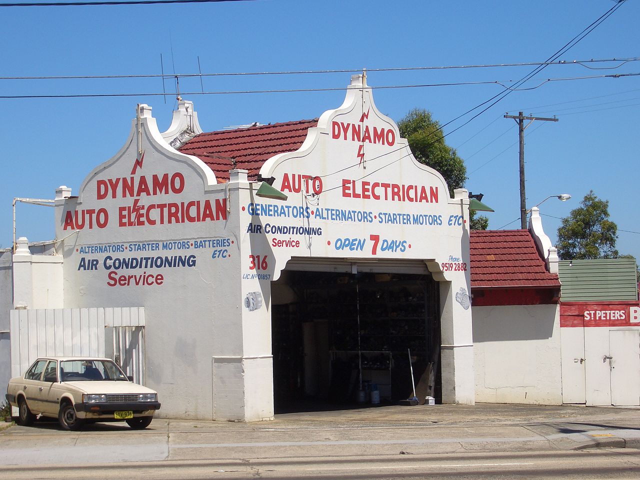 1280px-St_Peters_Garage