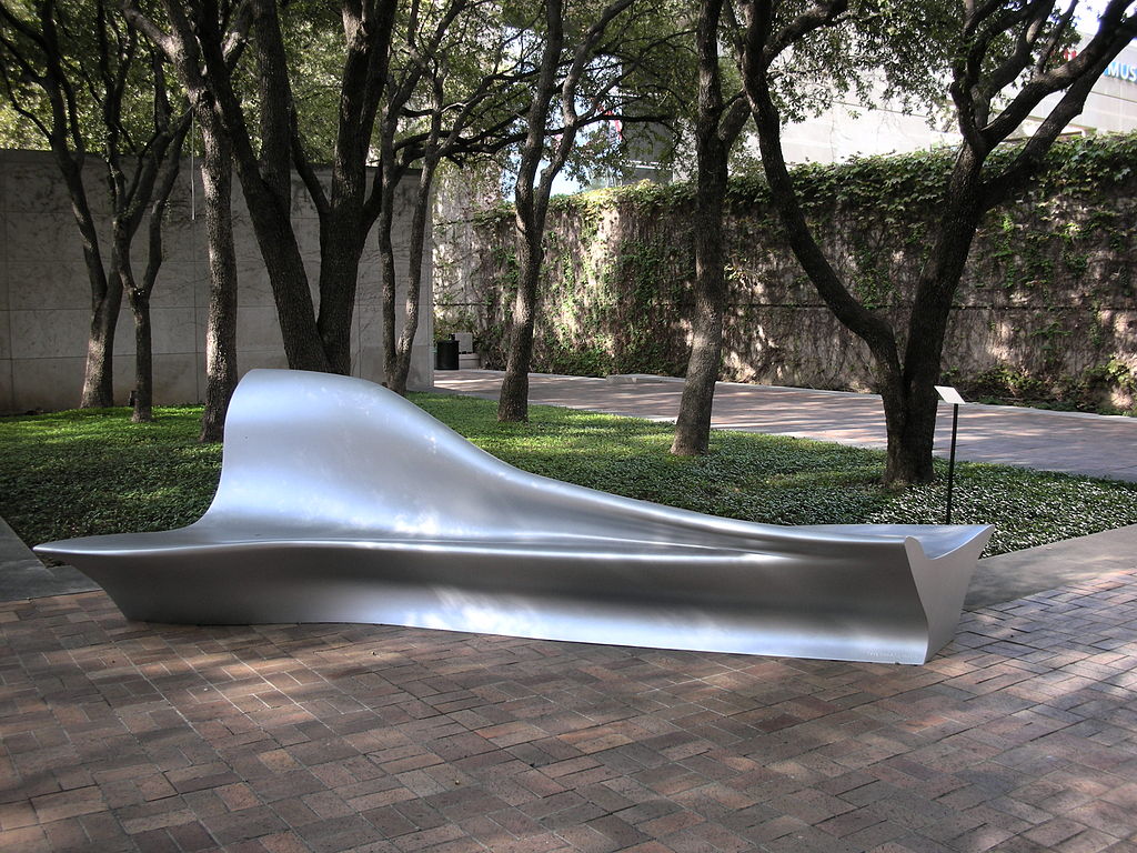 1024px-bench_by_zaha_hadid02