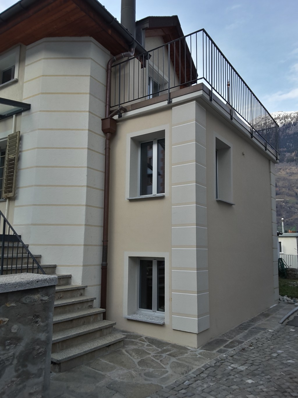 Des belles architectures à petit prix: Peinture + Fenêtres +&nbsp;Toiture