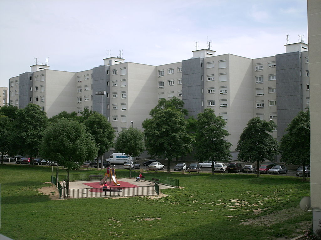 1024px-barre_quartier_minguettes