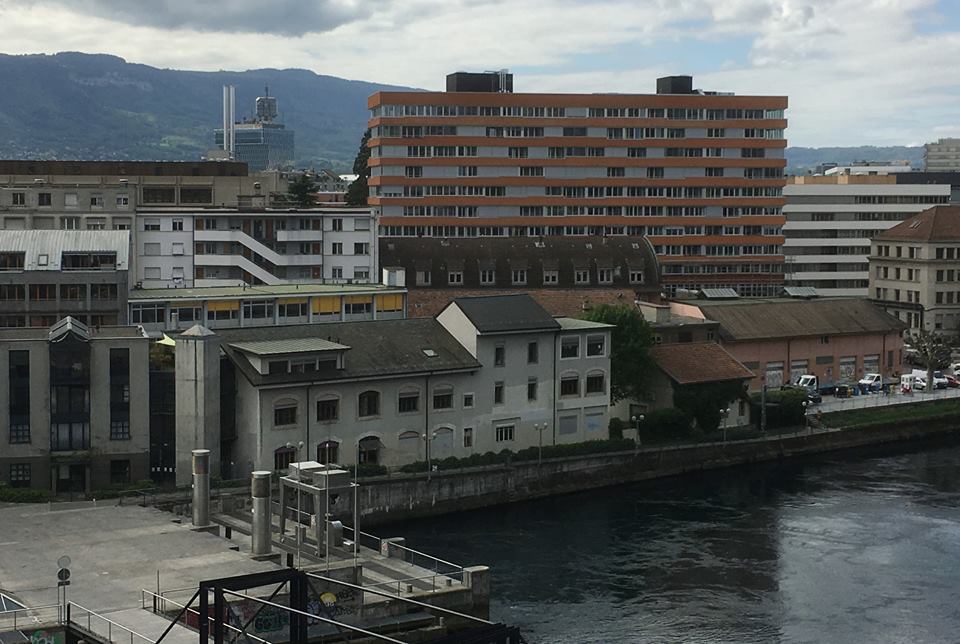 31347753_375458342862042_6918413891063083633_n