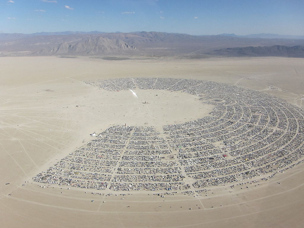 1024px-burning_man_aerial