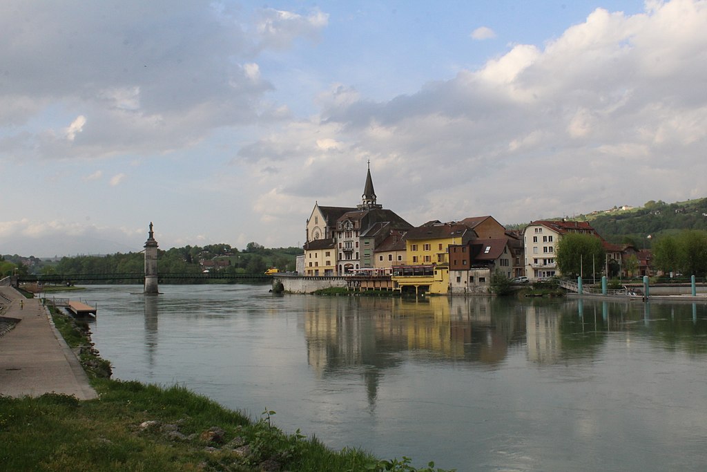 1024px-vue_seyssel_haute_savoie_5