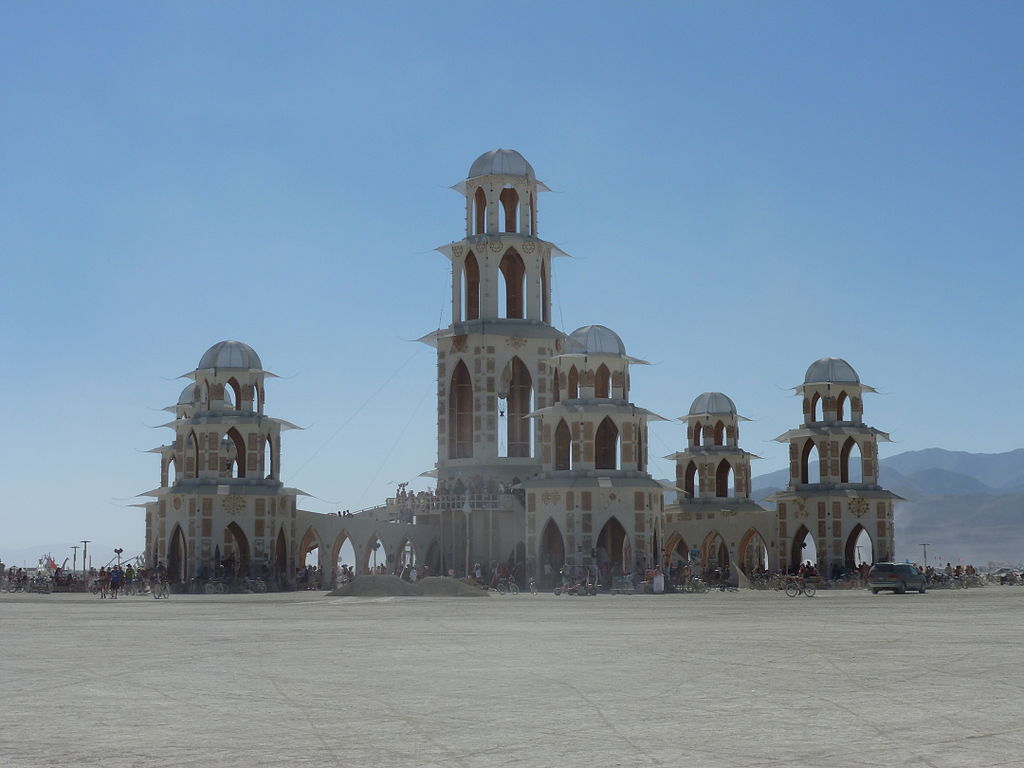 1024px-burning_man_2011_28764530514829